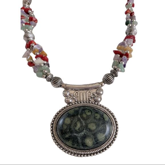 Multi Seed-Stone Beaded Silver Tone Necklace and Dangle Drop Earring’s - Picture 4 of 6